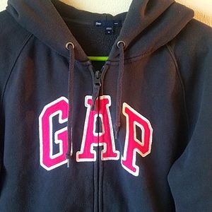 Gap sweat shirts